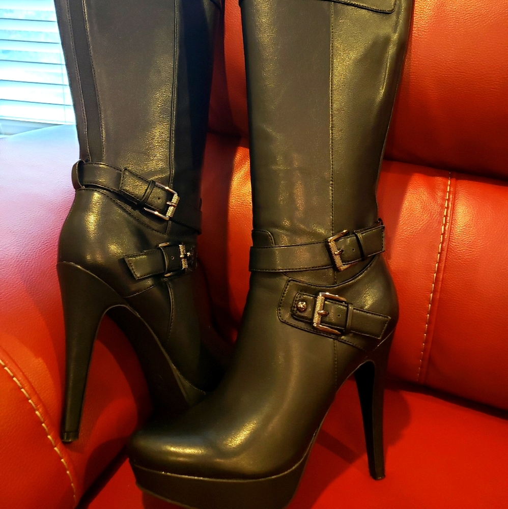G by Guess boots
